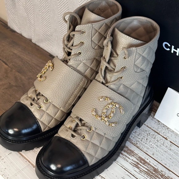 Chanel Women's Quilted Leather Boots - Black and Taupe - Picture 3 of 10
